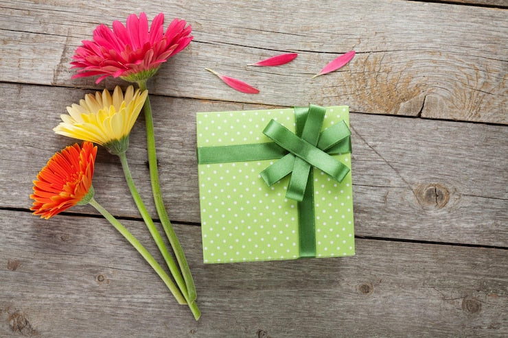 Top Gift Ideas for April – Unique Picks for Spring Gifting